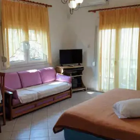 Nina Apartment *